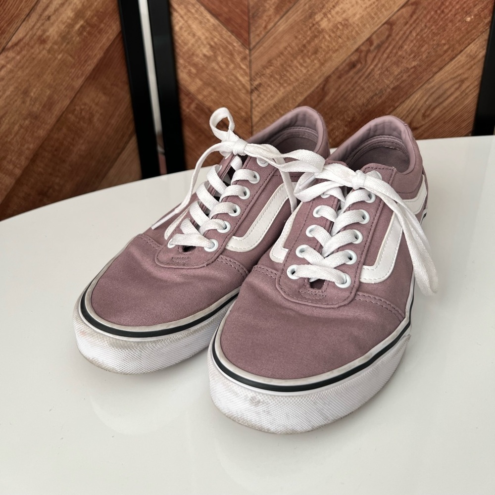 VANS Old Skool Skate Sneakers Size Women’s 9.5/Men’s 8